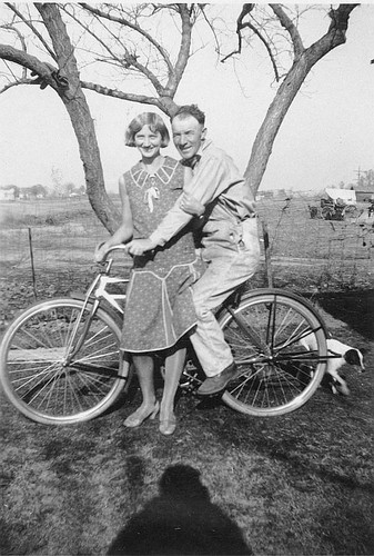 William and Ollie Hunter, Tulare, Calif., 1920s