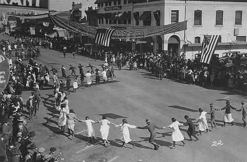 Armistice Day Parade, Porterville, Calif., 1922