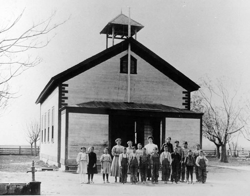 Rocky Ford School Student Body, Porterville, Calif., 1908-09
