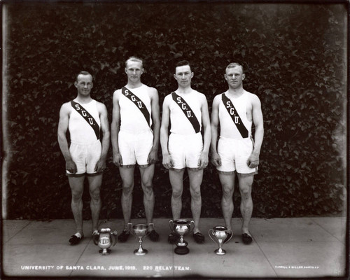 220 relay team 1913