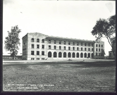 Arcade, Senior Hall