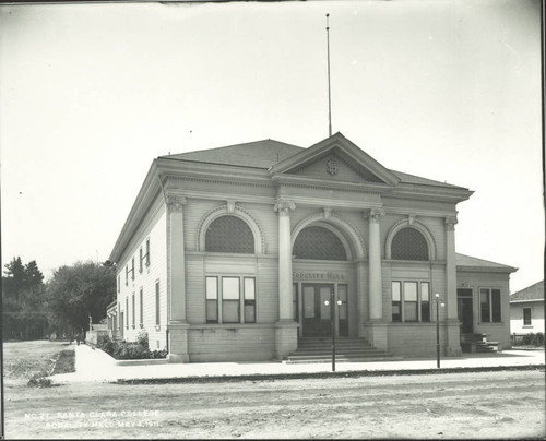 Solidarity Hall