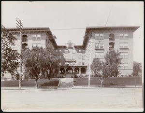 Exterior view of the Leighton Hotel on the corner of Sixth Street and Alvarado Street in Los Angeles