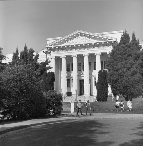 Photograph of Alameda County State College building on Foothill Boulevard