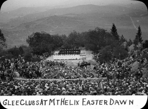 Glee Club at Mt. Helix Easter dawn / Lee Passmore