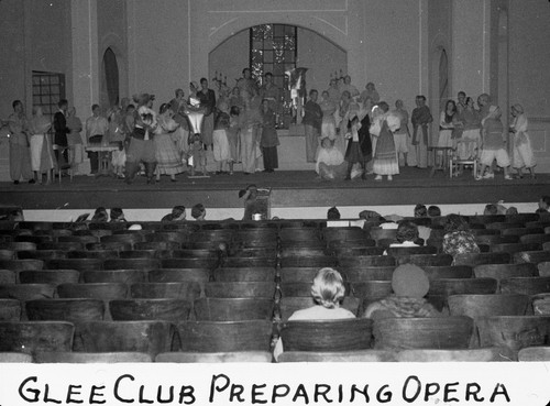 Glee Club preparing opera / Lee Passmore