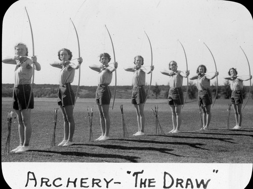 Archery - "the draw" / Lee Passmore