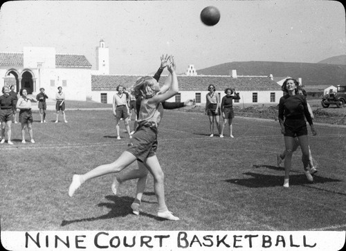 Nine court basketball / Lee Passmore