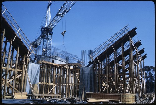 Geisel Library under construction