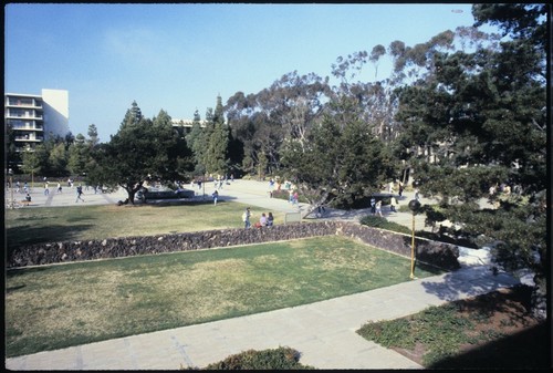 Revelle Plaza