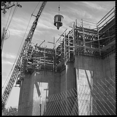 Basic Science Building under construction