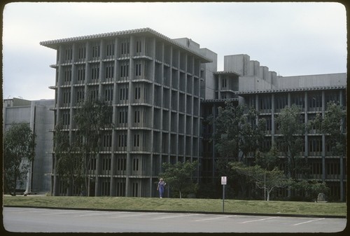 Applied Physics and Mathematics Building