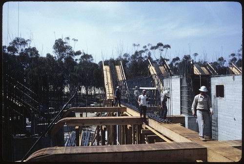 Geisel Library under construction