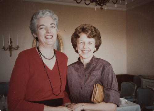 Photograph of Dorothy McDuff with the new Library Director, Melissa Rose