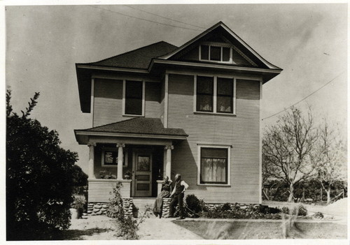 Upland Photograph Houses; Jacob Schowalter home / Gerhard E. Schmidt