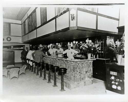 Upland Photograph Business; Interior of Mac the Medicine Man drug store / Edna Swan