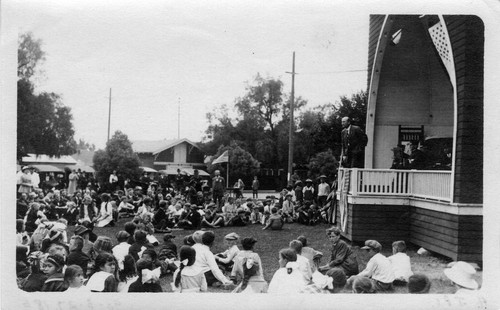 Upland Photograph Events; Fourth of July Parade: crowd gathered at band shell at 2nd Avenue and D Street, Upland, CA