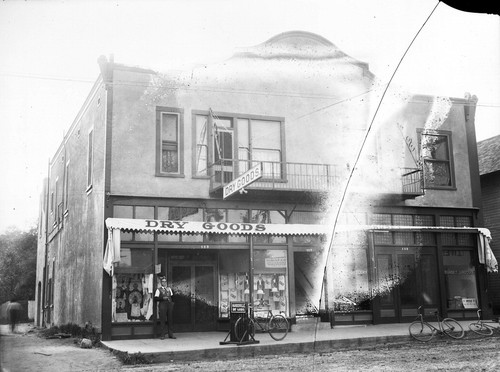 Upland Photograph Business; Exterior of Manderville Dry Goods / Edna Swan