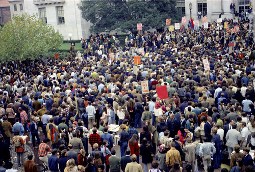 Audience for Angela Davis and Herbert Marcuse