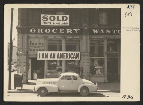 Following evacuation orders, this store, at 13th and Franklin Streets, was closed. The owner, a University of California graduate of