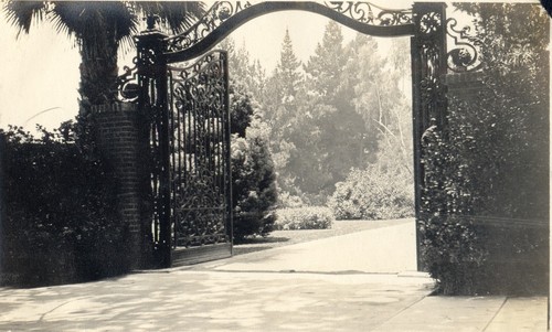 Entrance, John S. Cravens Estate, Pasadena