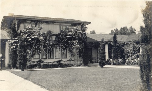Dr. Wetmore, Santa Barbara, "A modern conception of old Spanish-California archi