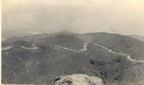 Mountain drive, Griffith Park, Los Angeles