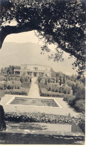 Edwin Gould Residence (shrubs trimmed to represent lawn)