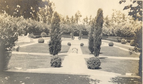 George A. Newhall Estate, Formal Garden