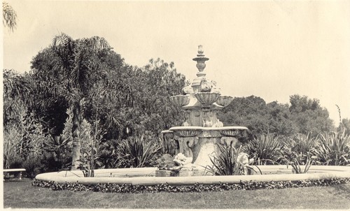 Fountain brought from Lincolnshire, England; 42 tons; Huntington, Pasadena