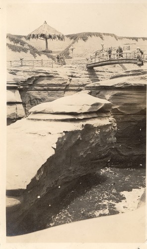 Peculiar treatment of cliffs near Point Loma