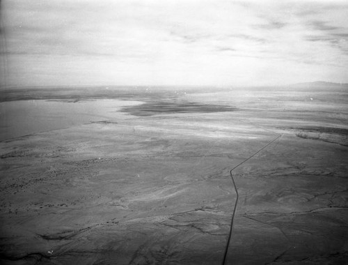 Salton Sea, West Shore, looking south