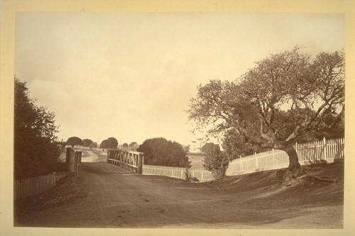 El Camino Real and San Mateo Creek bridge