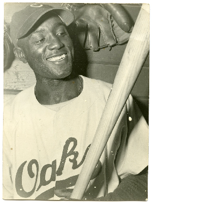 Oakland Oaks baseball player Artie Wilson