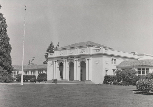 West Valley Junior College, Campbell campus