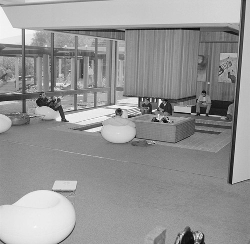 Campus Center Fireside Lounge