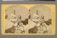 Navajoe squaws and child, Canon de Chelle, New Mexico