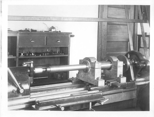 Ruling engine 'A' in the Mount Wilson Observatory's Pasadena optical laboratory