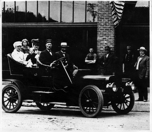 Automobile ride with Hadley Washington