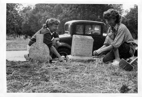 Broadway cemetery Cleanup