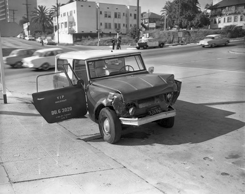 Damaged Car, Los Angeles, 1966