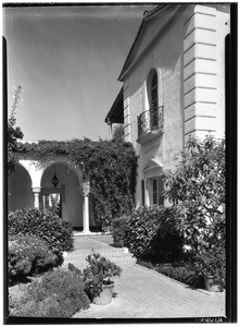 Exterior view of Ellen Browning Scripps Hall at Scripps College in Claremont, October 1935