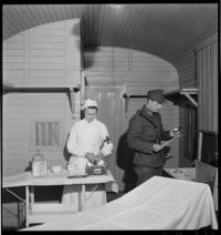 Red Cross Train. Operating room baggage car — Calisphere