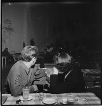 [US soldiers (101st Airborne) on leave in Nice, in the United States Riviera Rest Area (USRRA).] [Misidentified in logbooks as part of: Ordonnance Reims series.]