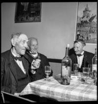 Bellac. Four old men Alsatian [Men sitting at table. Bellac, France]