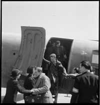 Prisoners Arrival Le Bourget (airport)