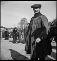 Market. Peasant and boeuf [Man in the street]