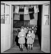 France: Red Cross Ecole Maternelle, Lyon