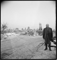 Villers-Bocage. Mayor and ruins [in snow]