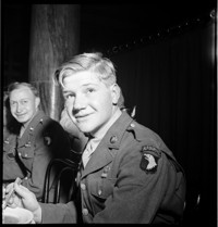 [US soldiers (101st Airborne) on leave in Nice, in the United States Riviera Rest Area (USRRA).] [Misidentified in logbooks as part of: Ordonnance Reims series.]